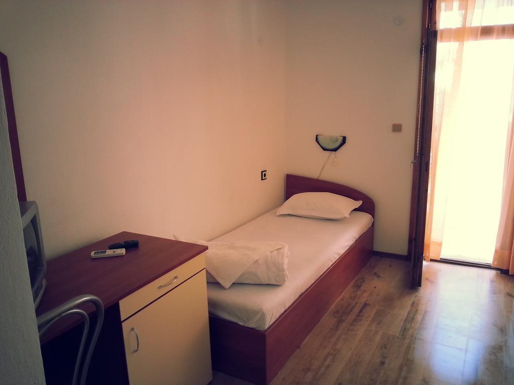Villa Diana Self Check-In คีตาน ภายนอก รูปภาพ