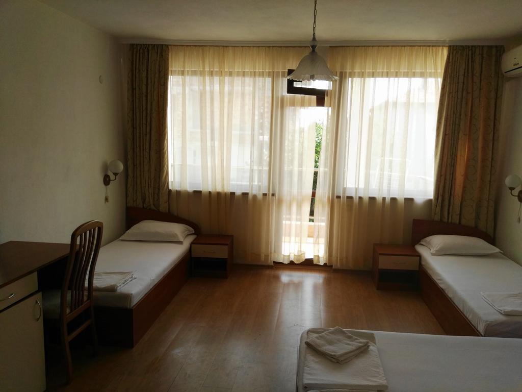 Villa Diana Self Check-In คีตาน ภายนอก รูปภาพ